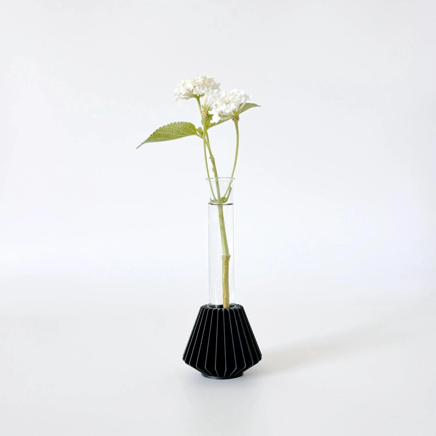 Black Hanok Mini propagation station, Korean architecture inspired minimalist bud vase with glass tube by Sonnihaus