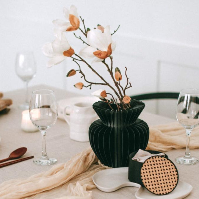 MAIA Flower Vase - SONNIHAUS
