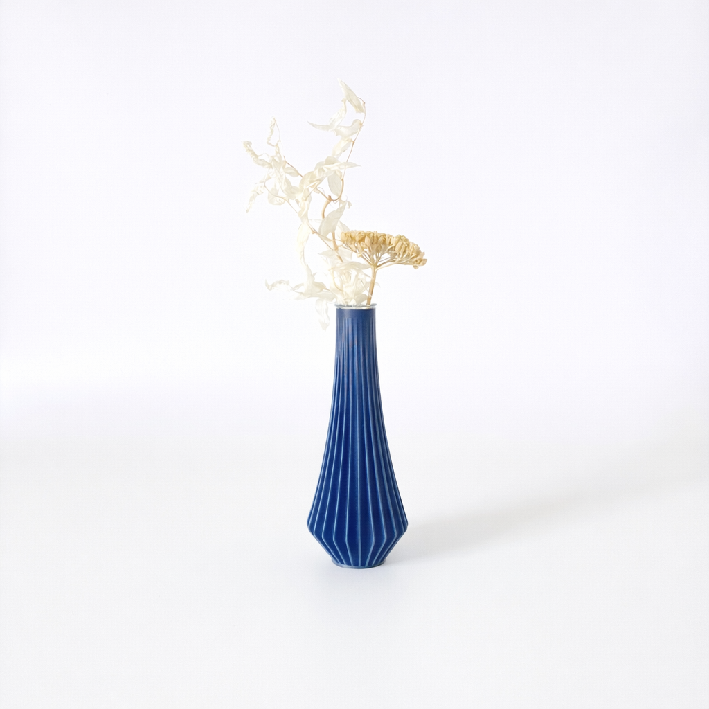 KANJI Floral Vase