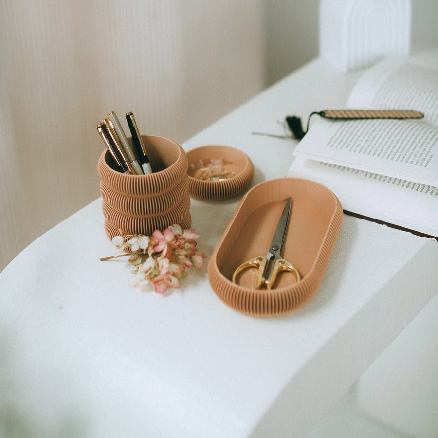 CURV Pen Holder
