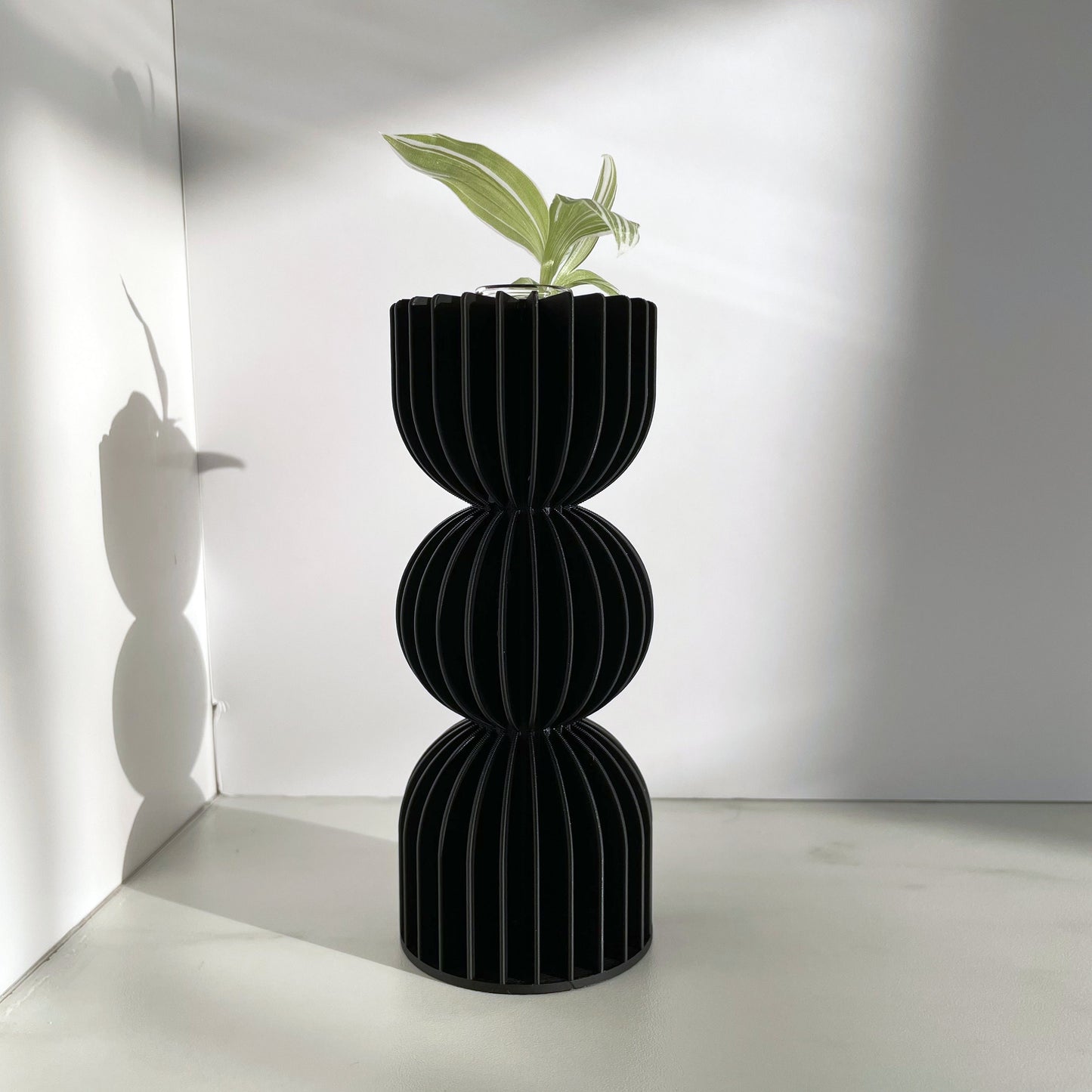 BAUHAUS Flower Vase - SONNIHAUS